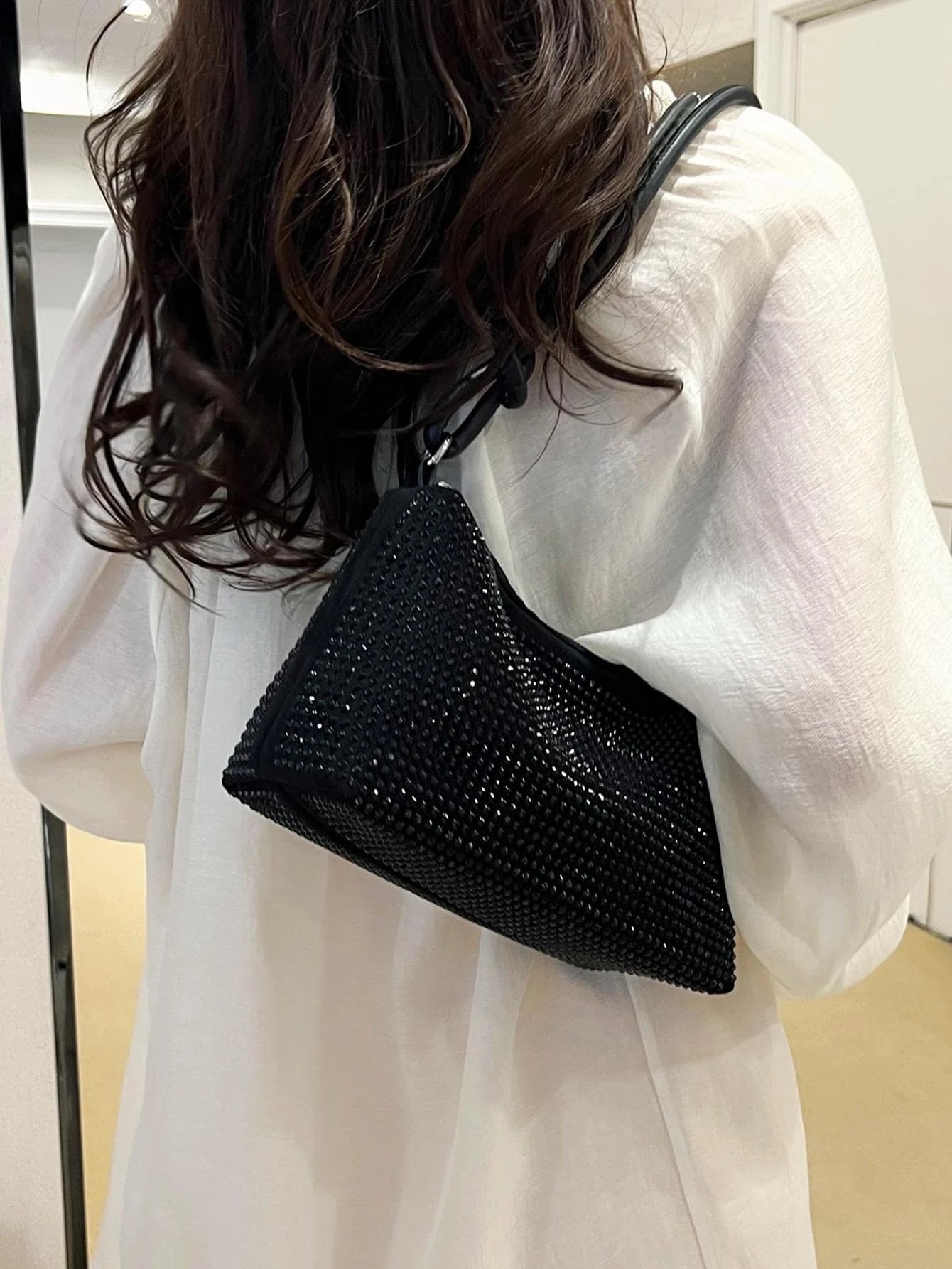 Rhinestone detail handbag with silver chain sling